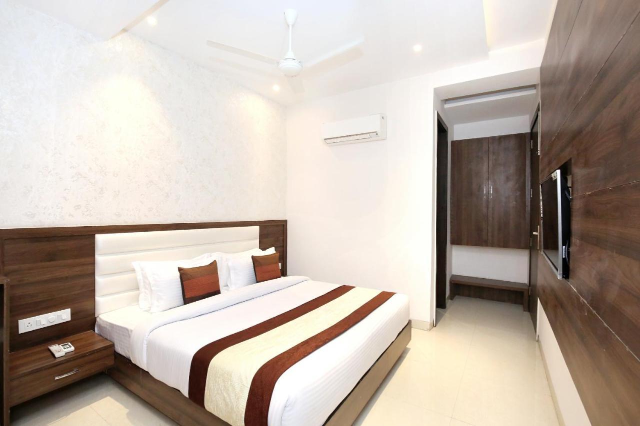Oyo 11680 Hotel Grand Star Amritsar Zewnętrze zdjęcie