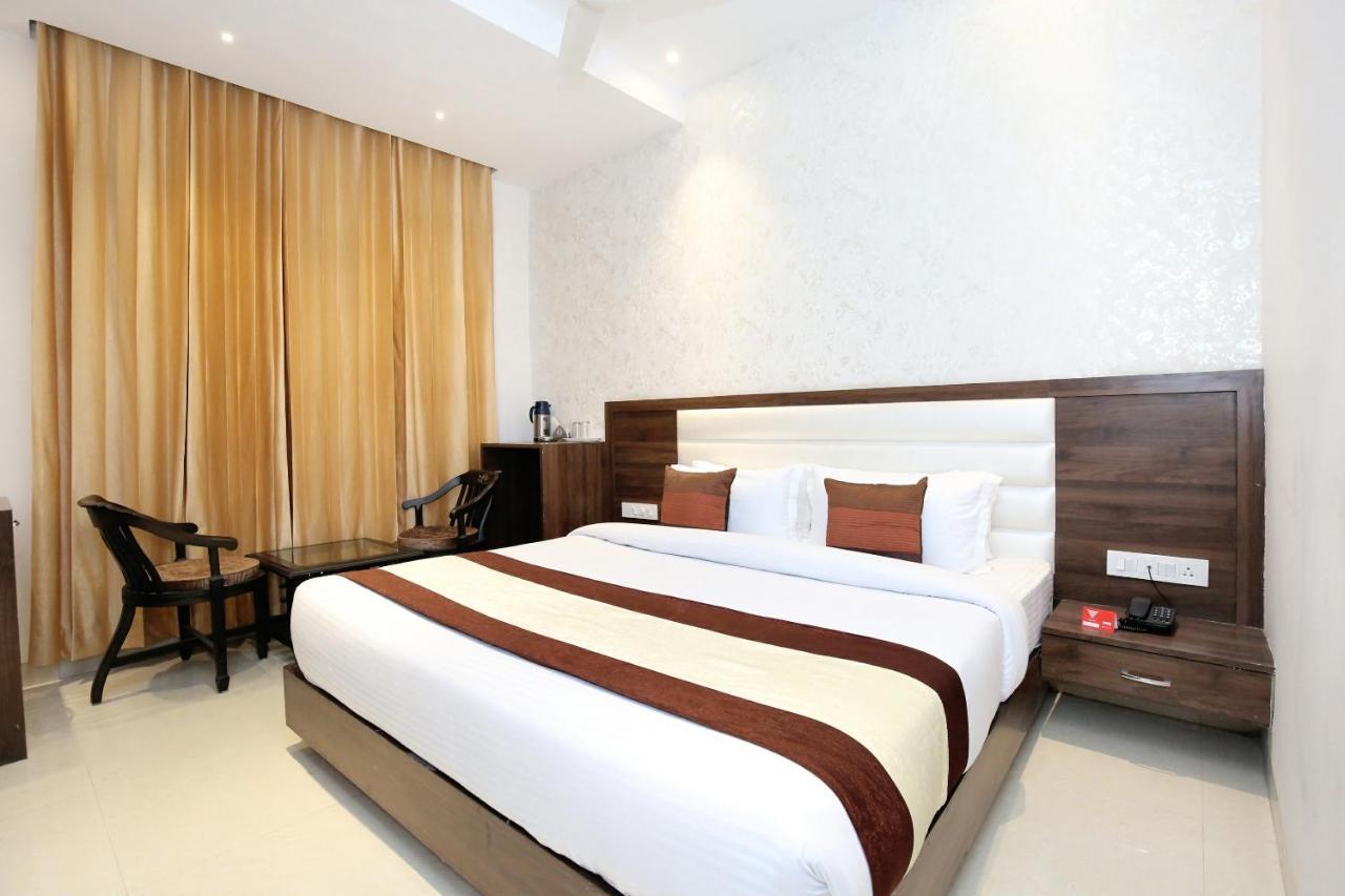 Oyo 11680 Hotel Grand Star Amritsar Zewnętrze zdjęcie
